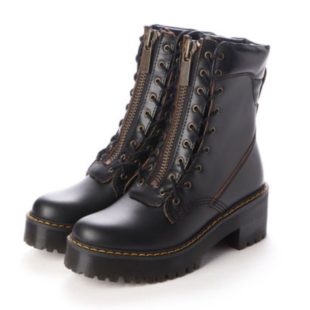 Dr. Martens Women's Karmilla Platform Quad Vintage - Picture 6 of 11